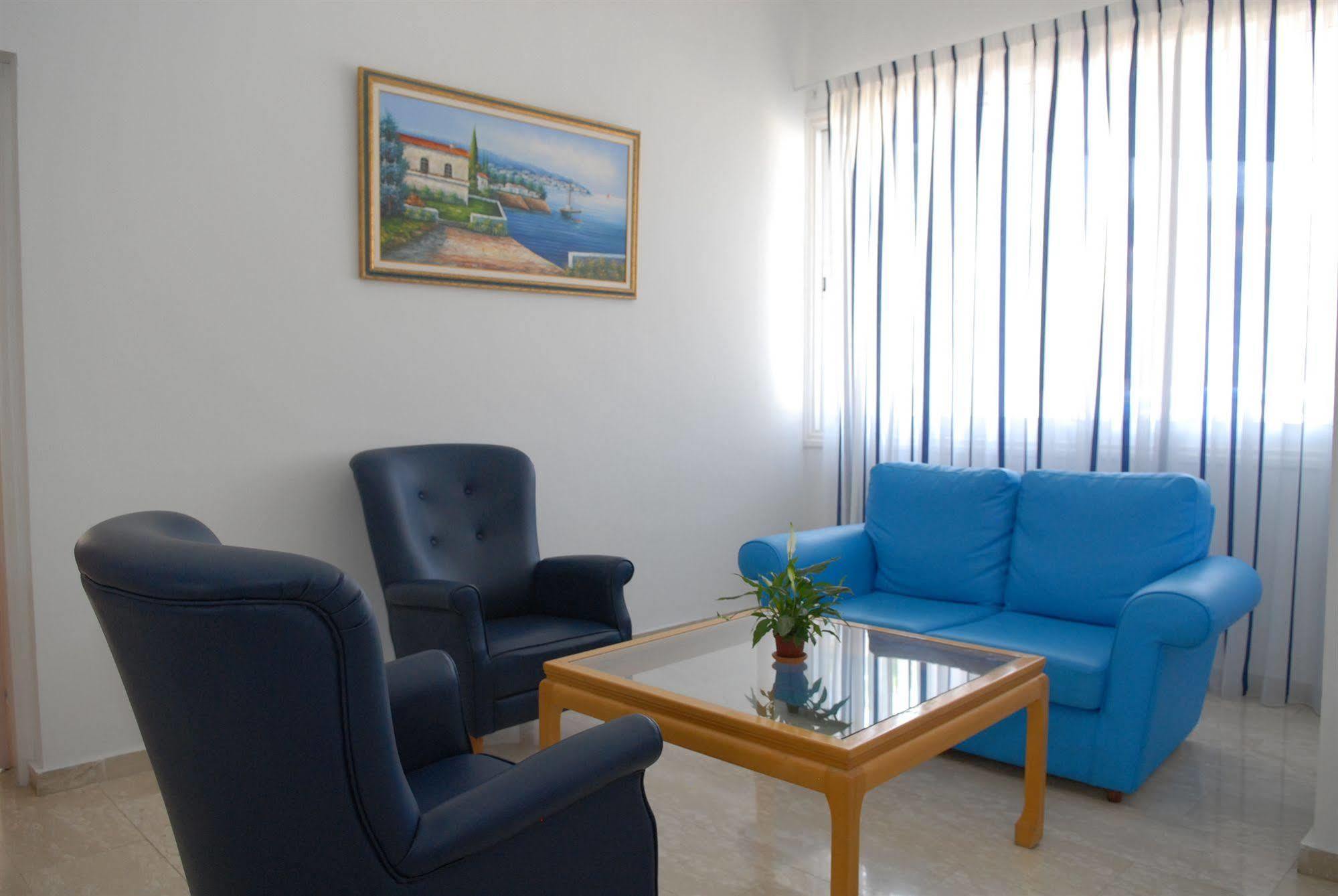 Maistros Hotel Apartments Protaras Exterior foto
