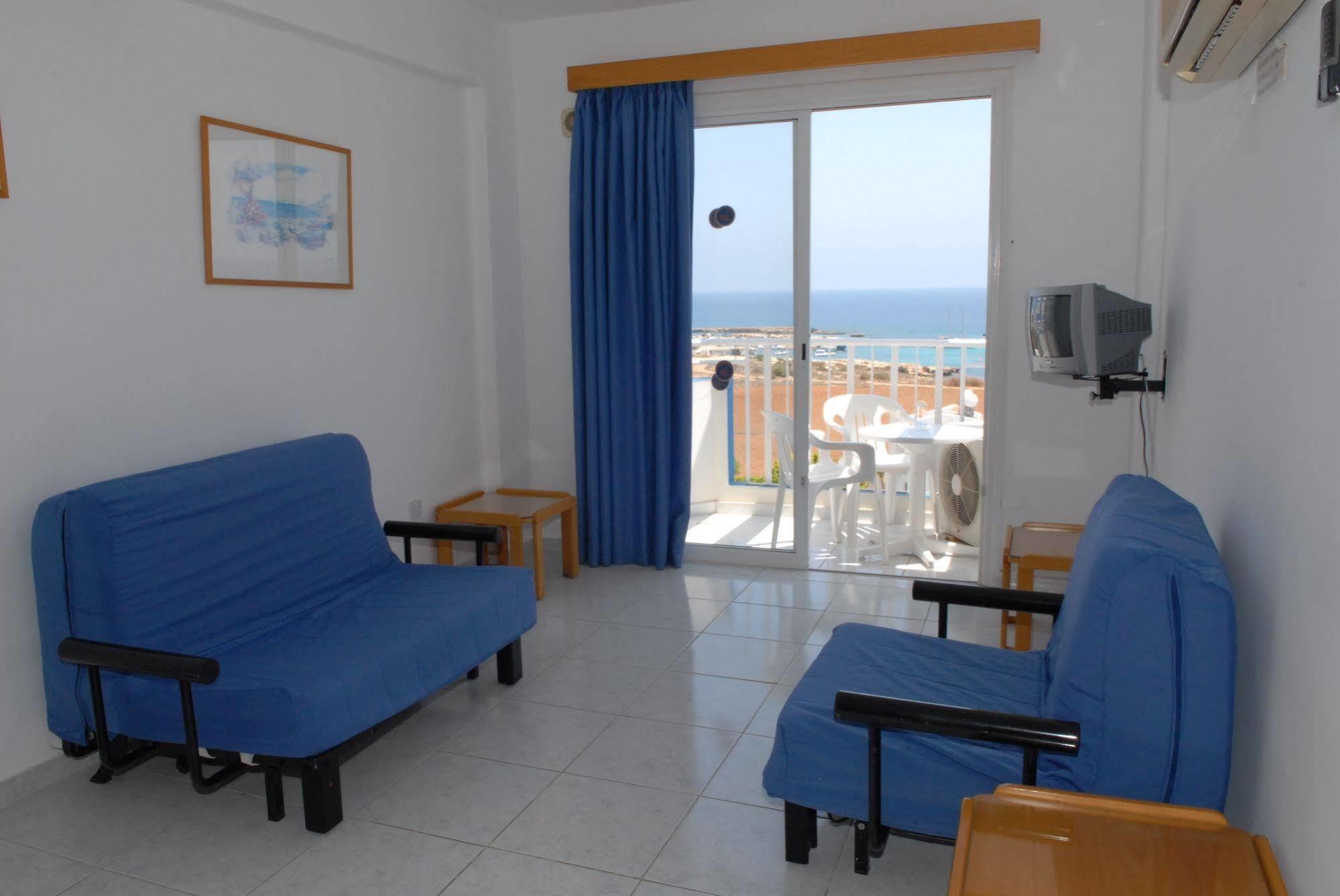 Maistros Hotel Apartments Protaras Exterior foto