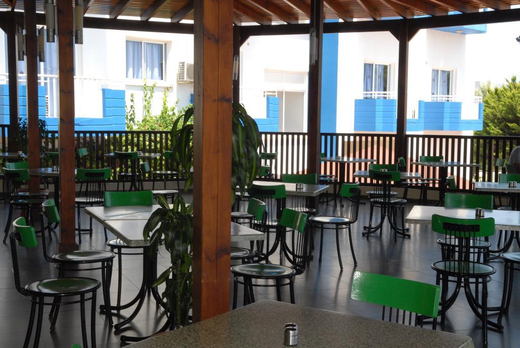 Maistros Hotel Apartments Protaras Exterior foto